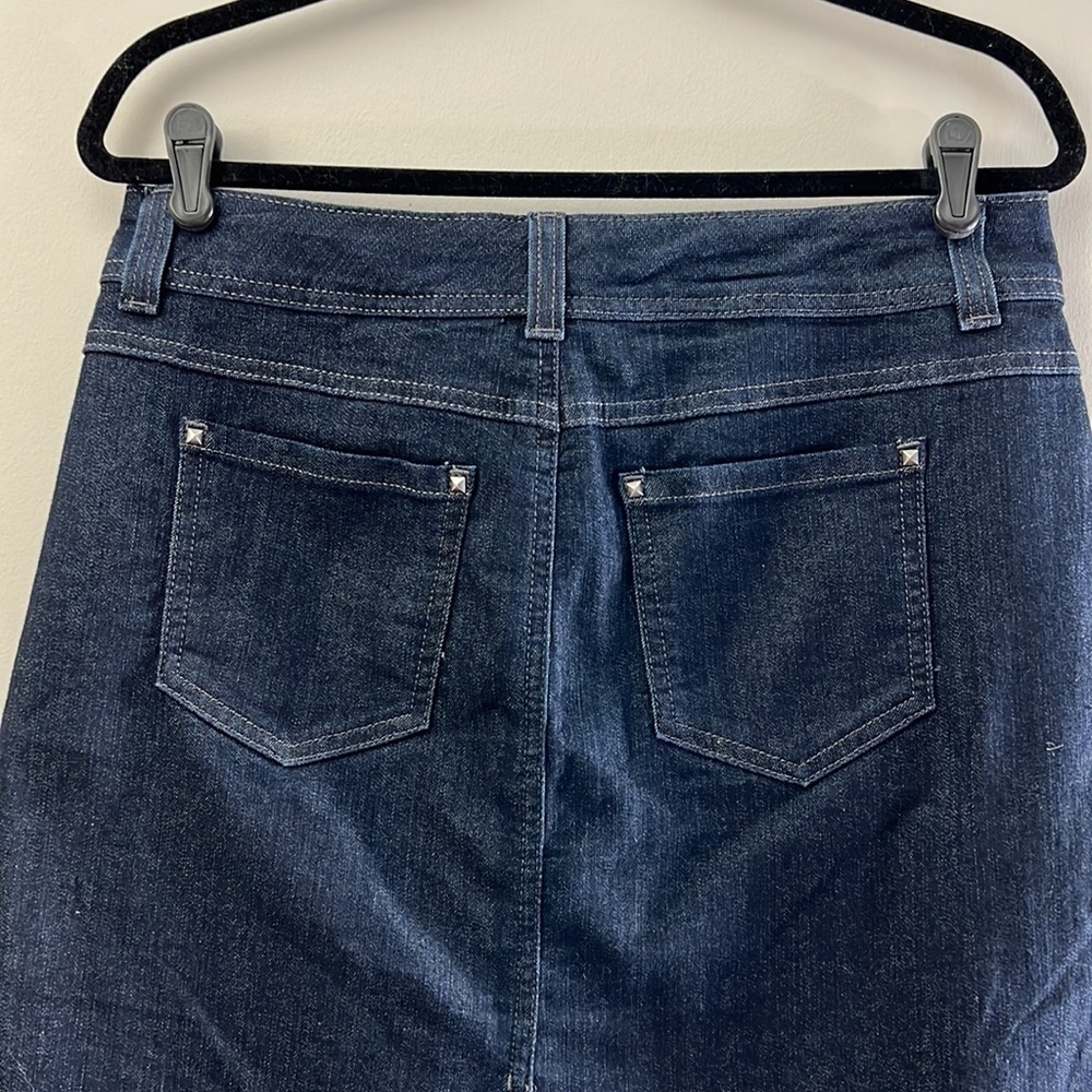 RELATIVITY denim skirt dark wash - Picture 11 of 13